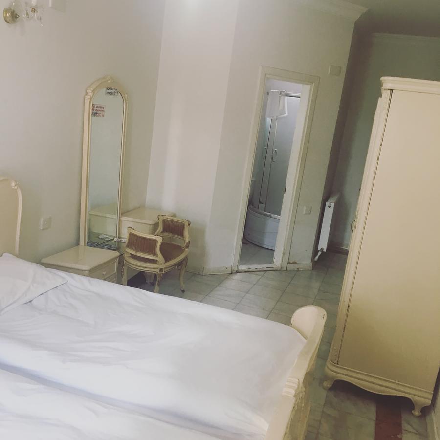 Rcheuli Hotel บาทูมิ ภายนอก รูปภาพ