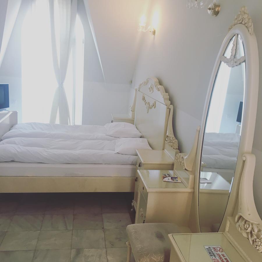 Rcheuli Hotel บาทูมิ ภายนอก รูปภาพ
