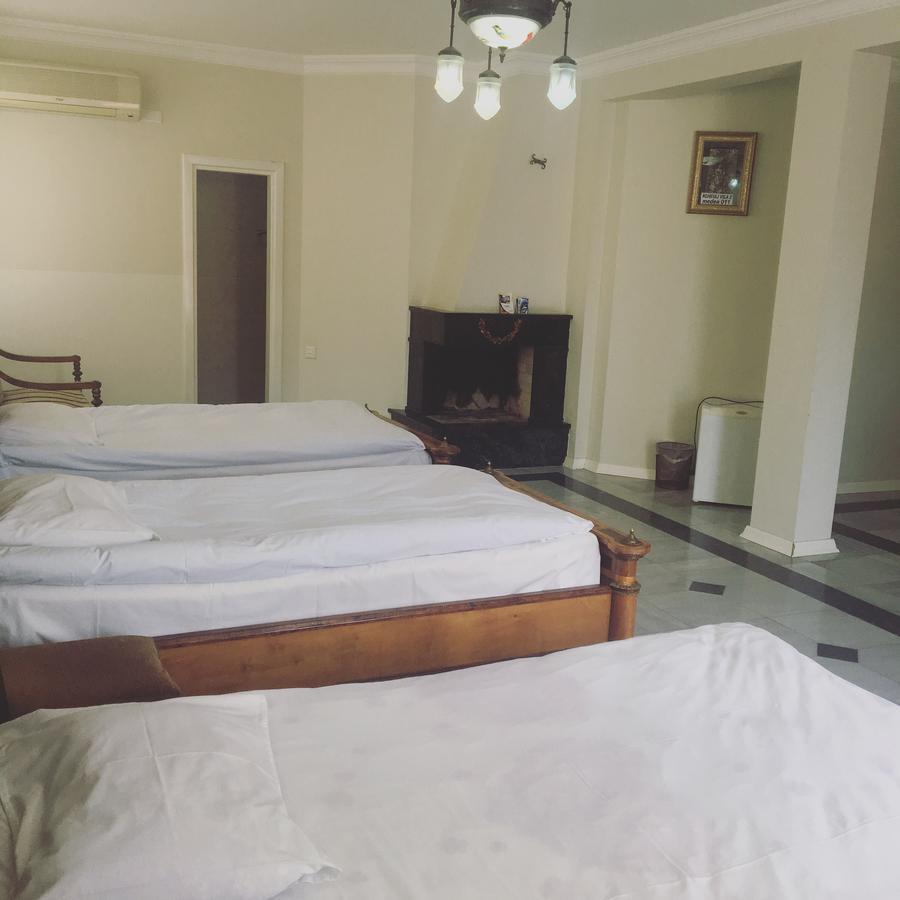 Rcheuli Hotel บาทูมิ ภายนอก รูปภาพ